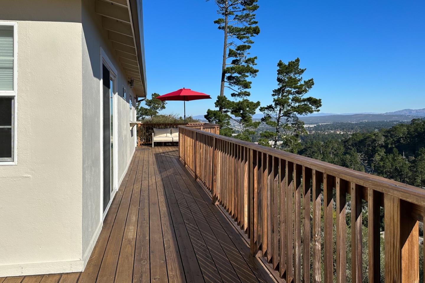Detail Gallery Image 32 of 35 For 25 Cielo Vista Dr, Monterey,  CA 93940 - 4 Beds | 3 Baths