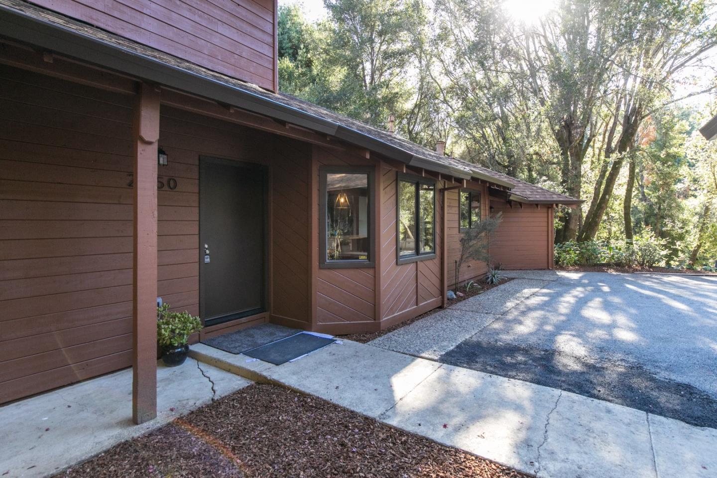 Detail Gallery Image 5 of 43 For 2350 Fern Flat Rd, Aptos,  CA 95003 - 3 Beds | 2 Baths