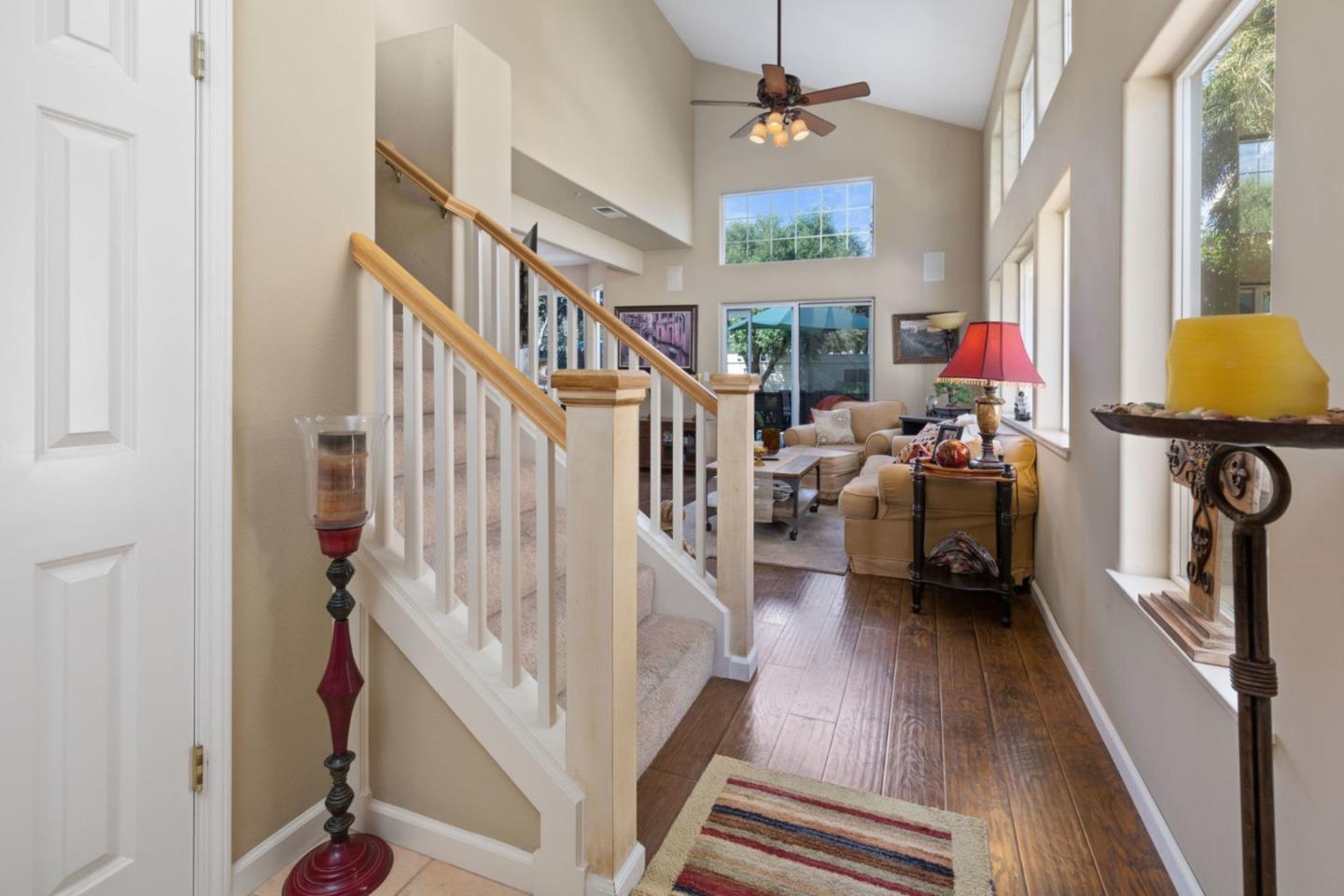 Detail Gallery Image 4 of 28 For 212 Montclair Ln, Salinas,  CA 93906 - 3 Beds | 2/1 Baths