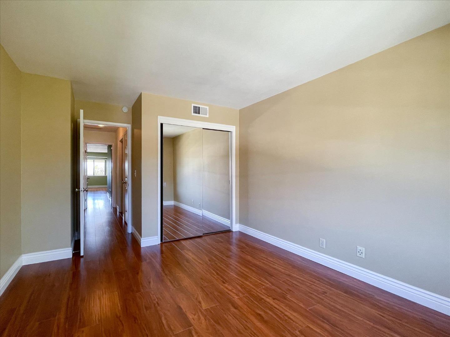 Detail Gallery Image 16 of 27 For 5063 Cribari Bluff, San Jose,  CA 95135 - 2 Beds | 2 Baths