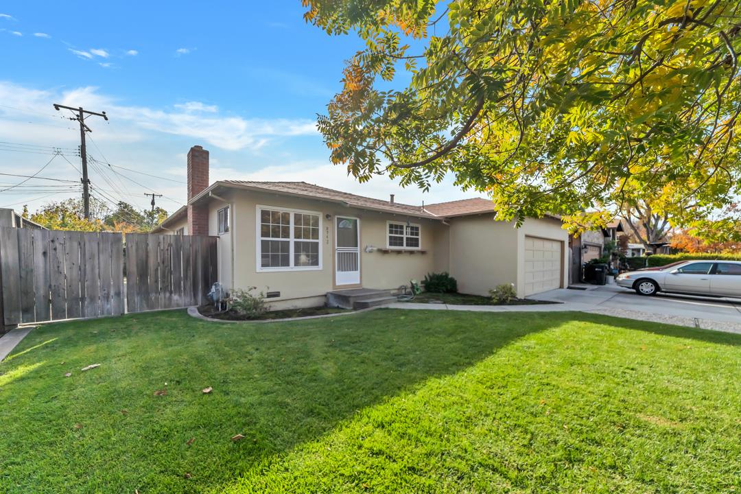 2742 El Sobrante St, Santa Clara, CA 95051 3 Beds 2 Baths (Sold