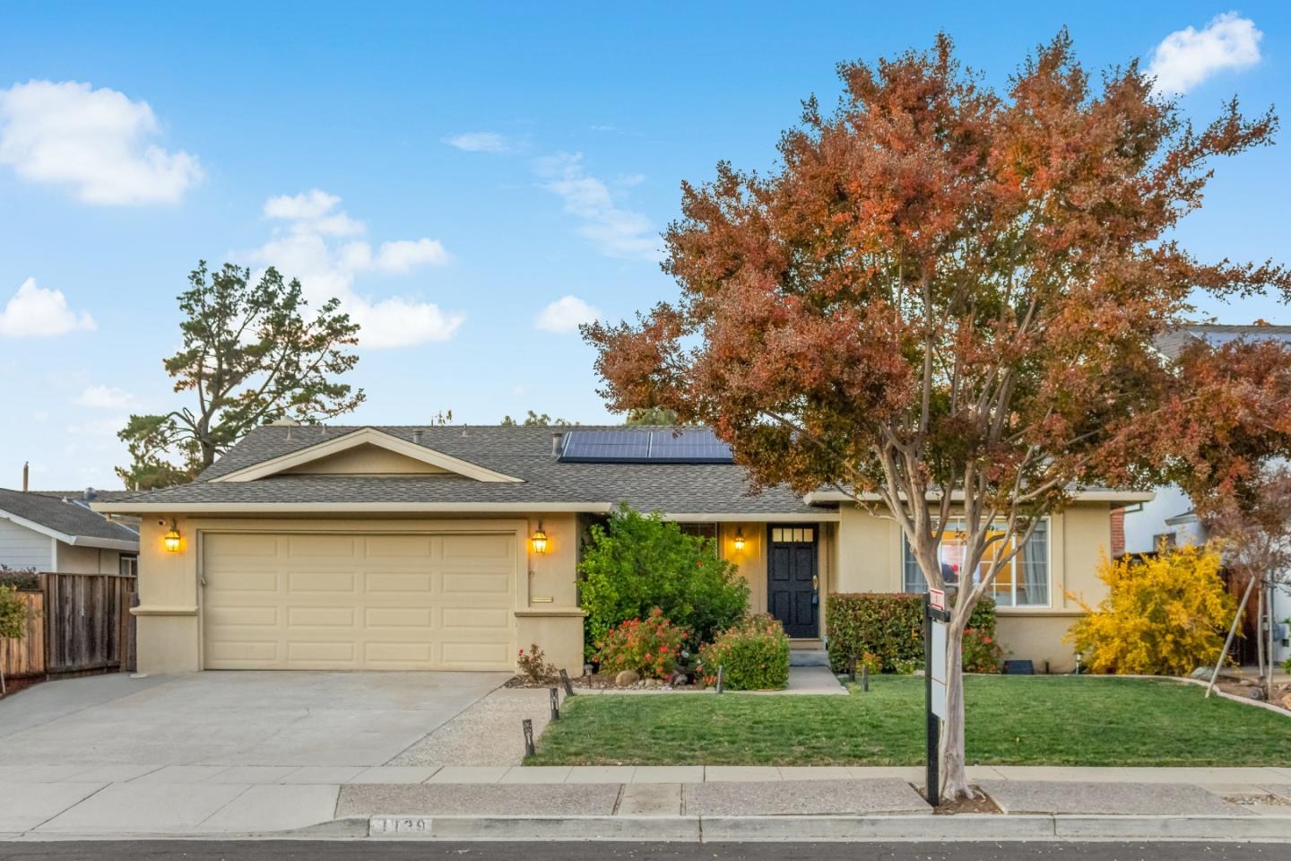 Detail Gallery Image 1 of 1 For 1139 Carla Dr, San Jose,  CA 95120 - 3 Beds | 2/1 Baths