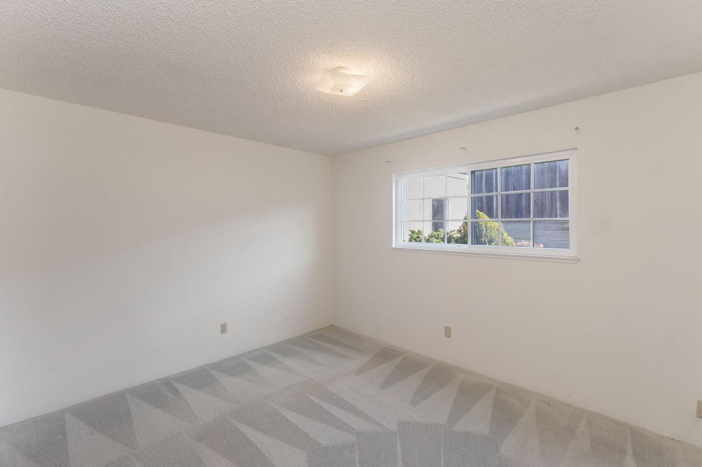 Detail Gallery Image 10 of 23 For 1738 Mendocino St, Seaside,  CA 93955 - 2 Beds | 1 Baths