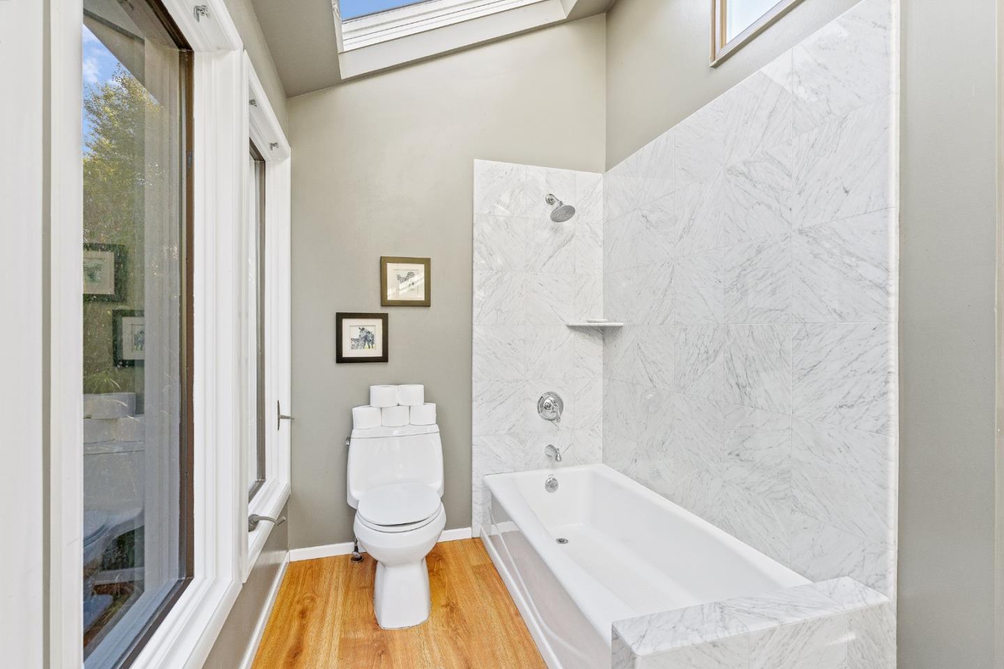 Detail Gallery Image 11 of 28 For 320 Water Ln, Pescadero,  CA 94060 - 2 Beds | 2 Baths