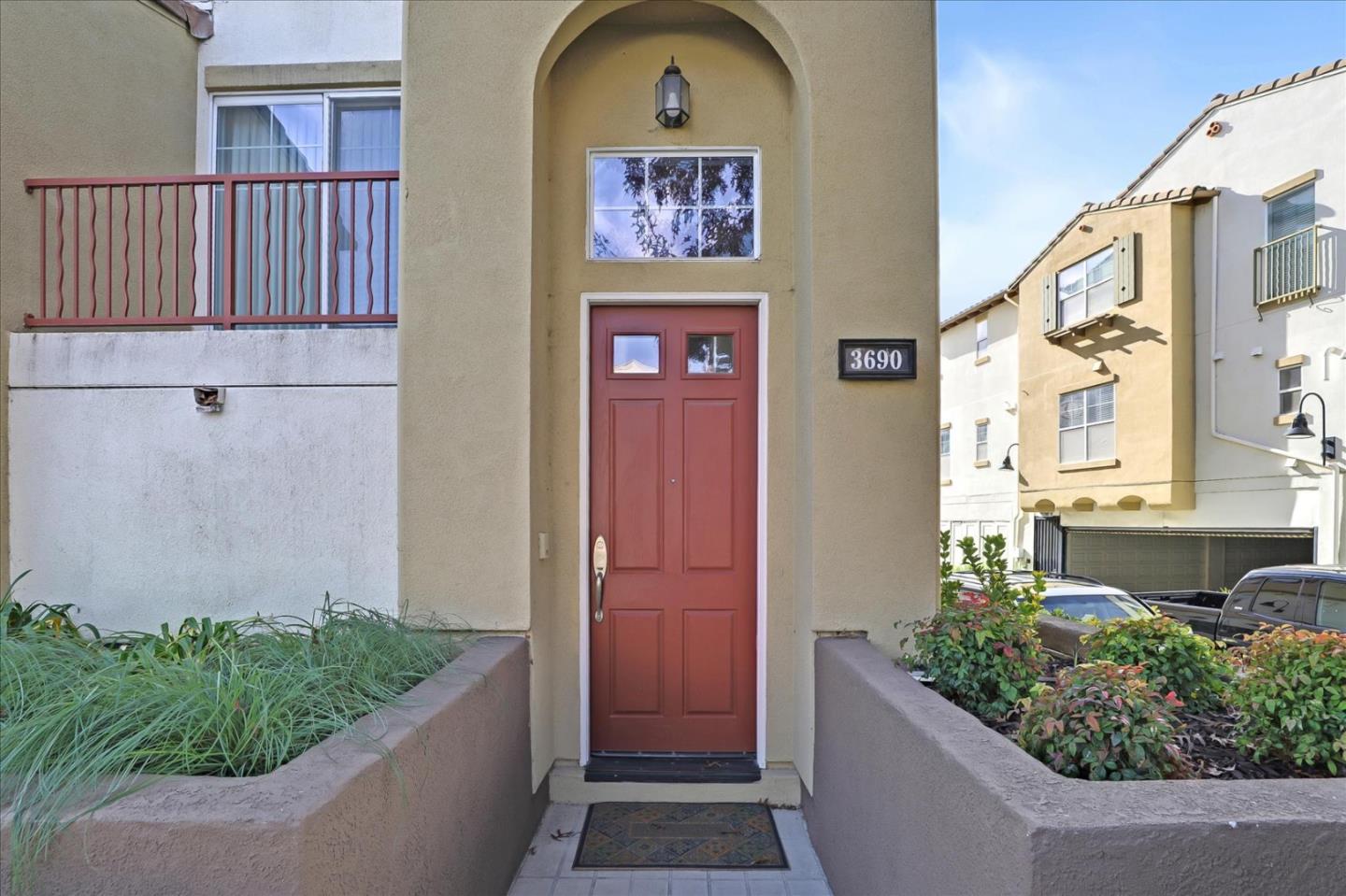 Detail Gallery Image 1 of 1 For 3690 Finnian Way, Dublin,  CA 94568 - 1 Beds | 1/1 Baths