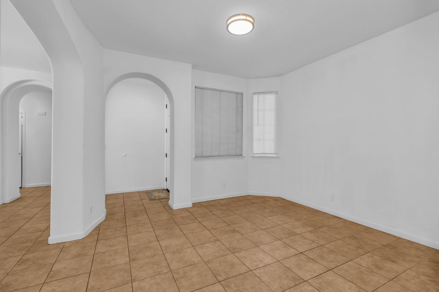 2061 Palermo Dr, Los Banos, CA 93635 photo 11
