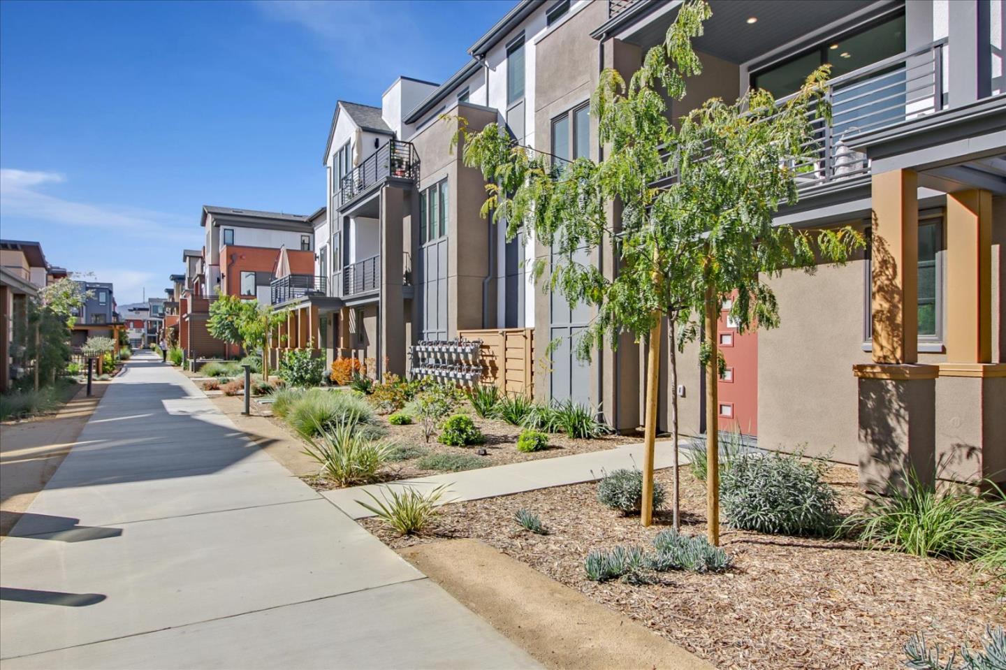 Detail Gallery Image 2 of 17 For 16315 Hamsher Ct #229,  Los Gatos,  CA 95032 - 3 Beds | 3/1 Baths