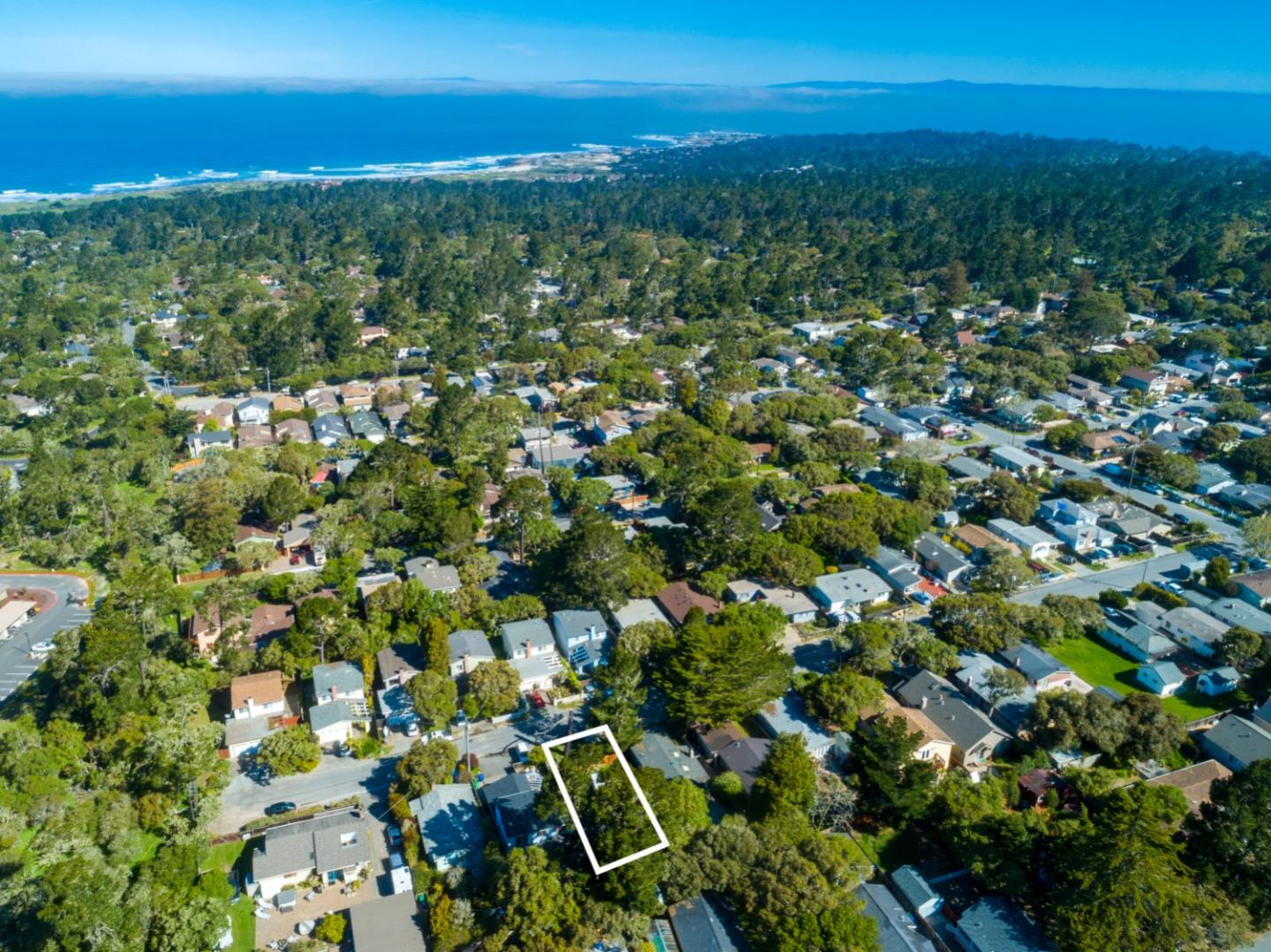 Detail Gallery Image 5 of 6 For 1327 Lawton Ave, Pacific Grove,  CA 93950 - – Beds | – Baths