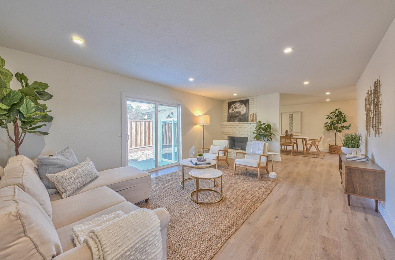 Detail Gallery Image 1 of 1 For 3078 Helena Way, Marina,  CA 93933 - 3 Beds | 2 Baths