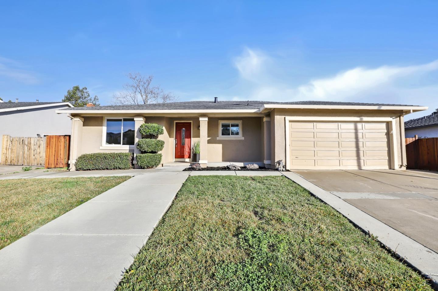 Detail Gallery Image 1 of 1 For 725 Lexington Pl, Gilroy,  CA 95020 - 4 Beds | 2 Baths