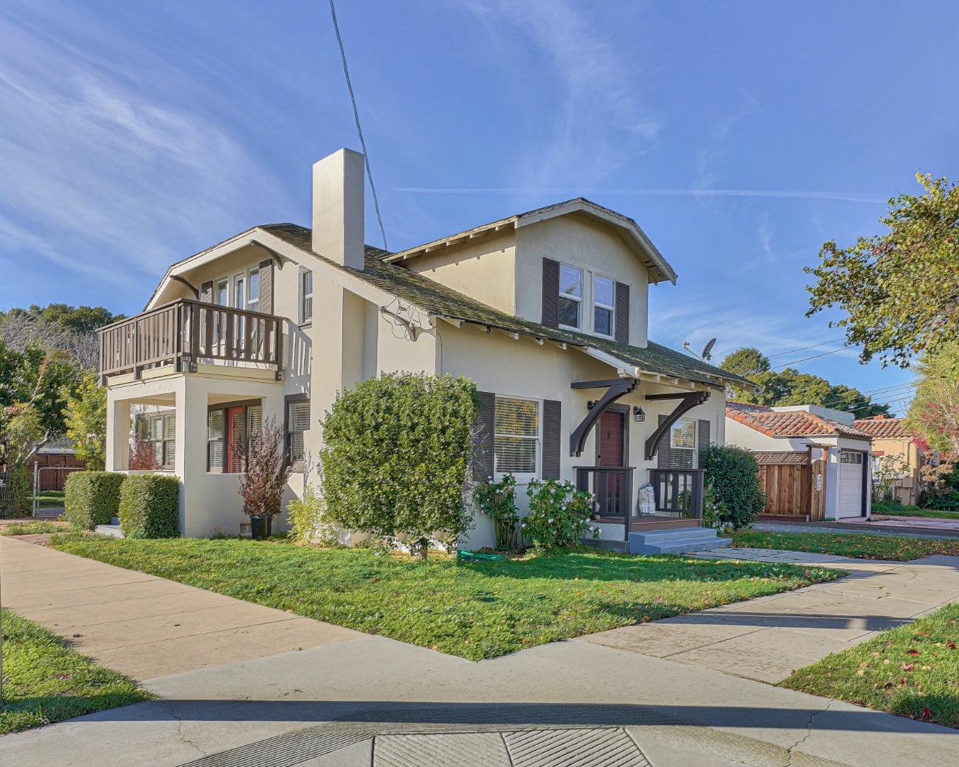 Detail Gallery Image 1 of 1 For 146 Pine St, Salinas,  CA 93901 - 4 Beds | 2 Baths