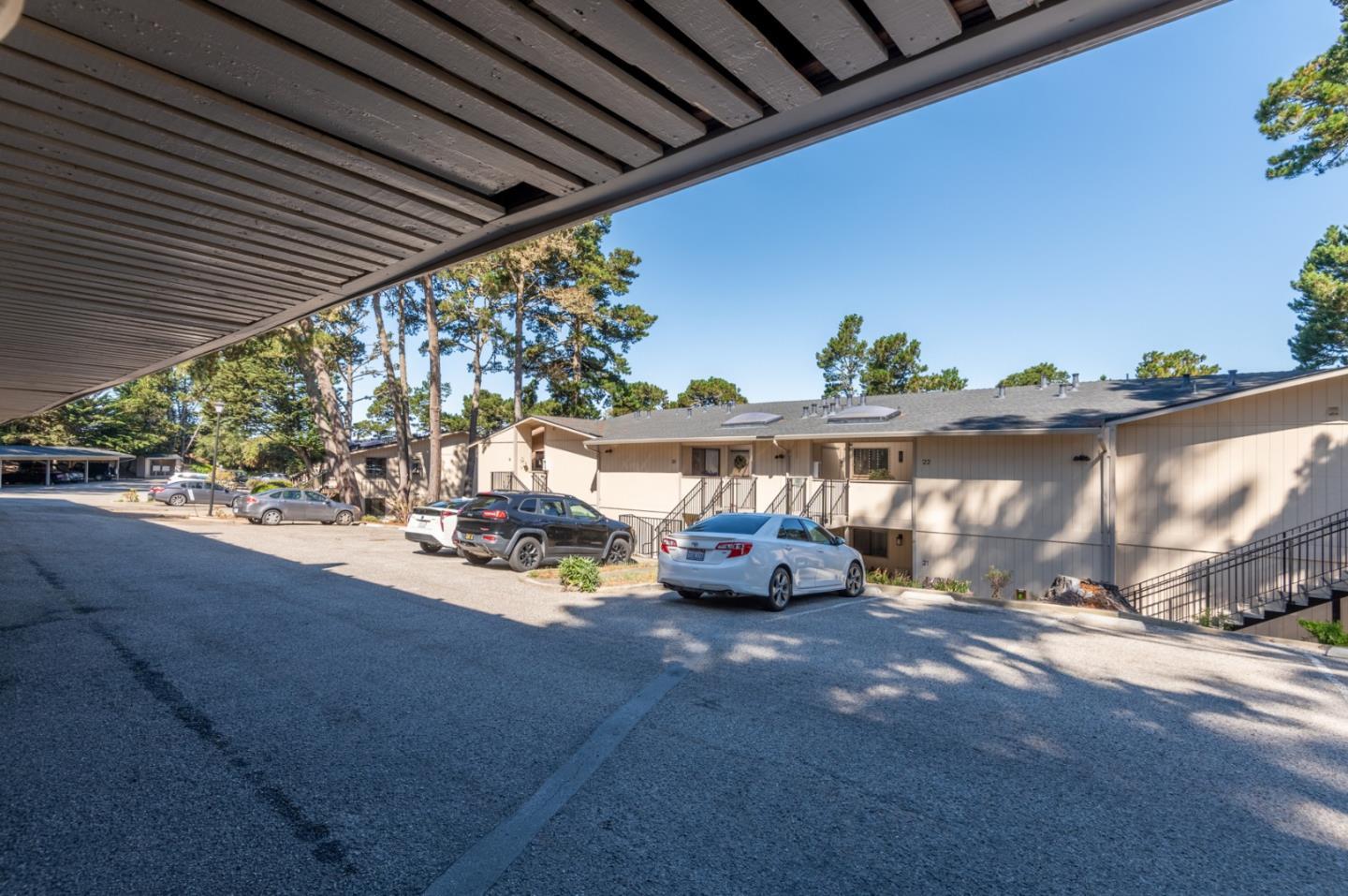 Detail Gallery Image 24 of 24 For 250 Forest Ridge Rd #19,  Monterey,  CA 93940 - 2 Beds | 2 Baths