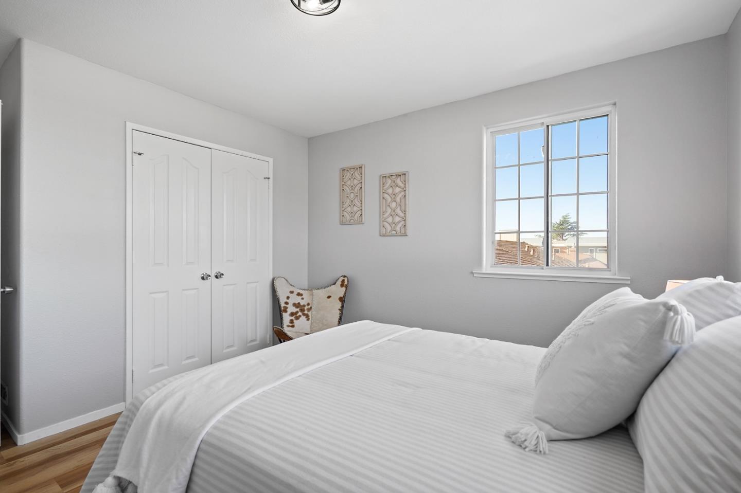 Detail Gallery Image 24 of 51 For 112 Bella Vista Ave, Pacifica,  CA 94044 - 3 Beds | 2/1 Baths