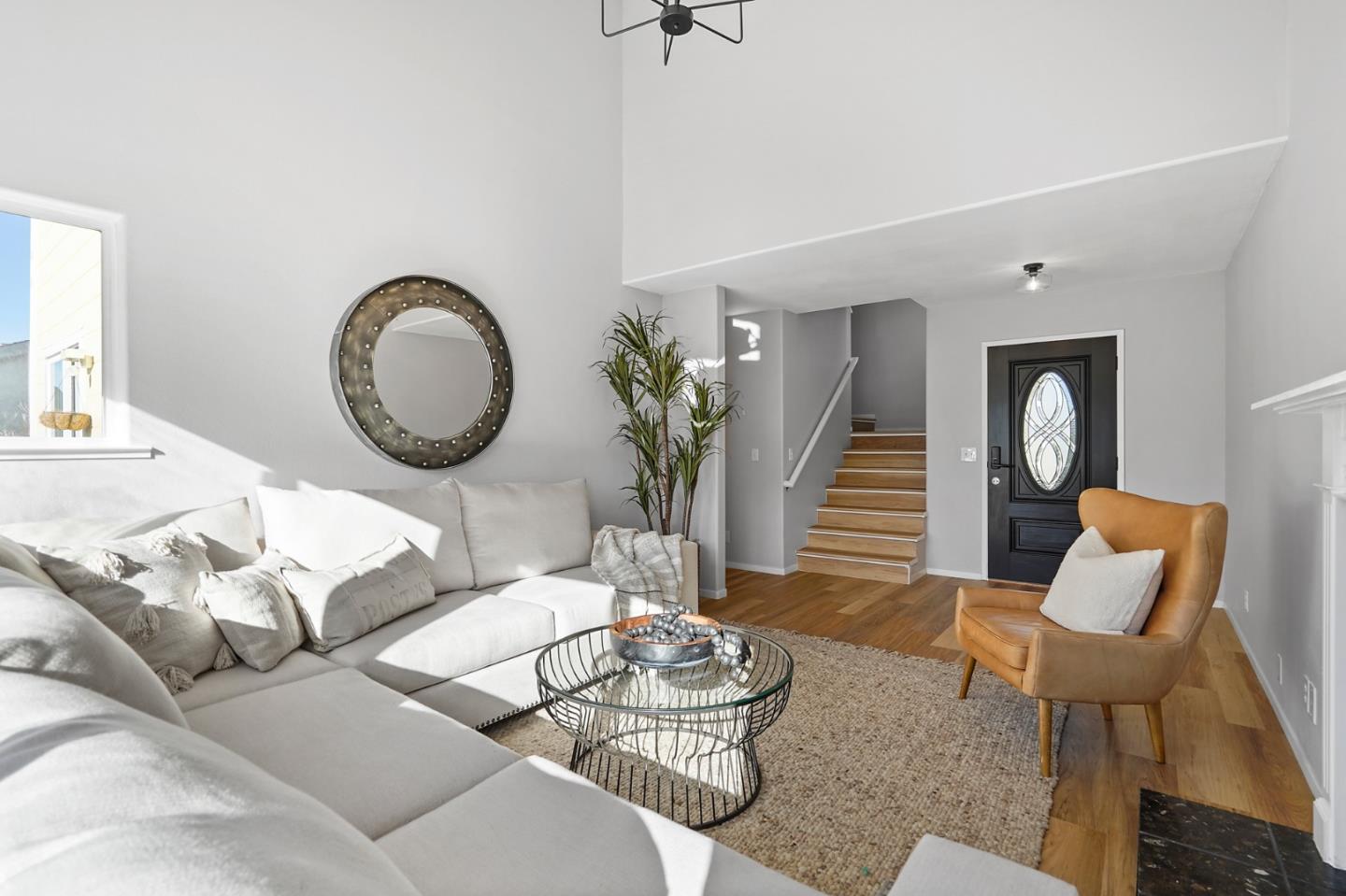 Detail Gallery Image 8 of 51 For 112 Bella Vista Ave, Pacifica,  CA 94044 - 3 Beds | 2/1 Baths