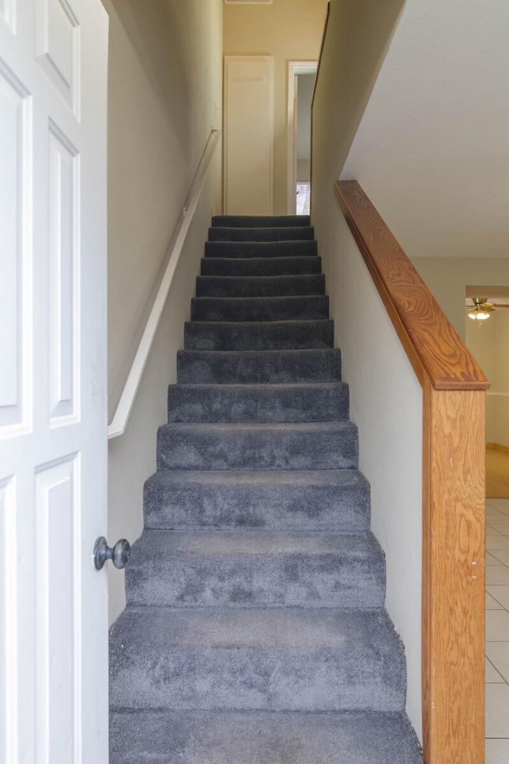 805 South St Apt 14, Hollister, CA 95023 photo 13