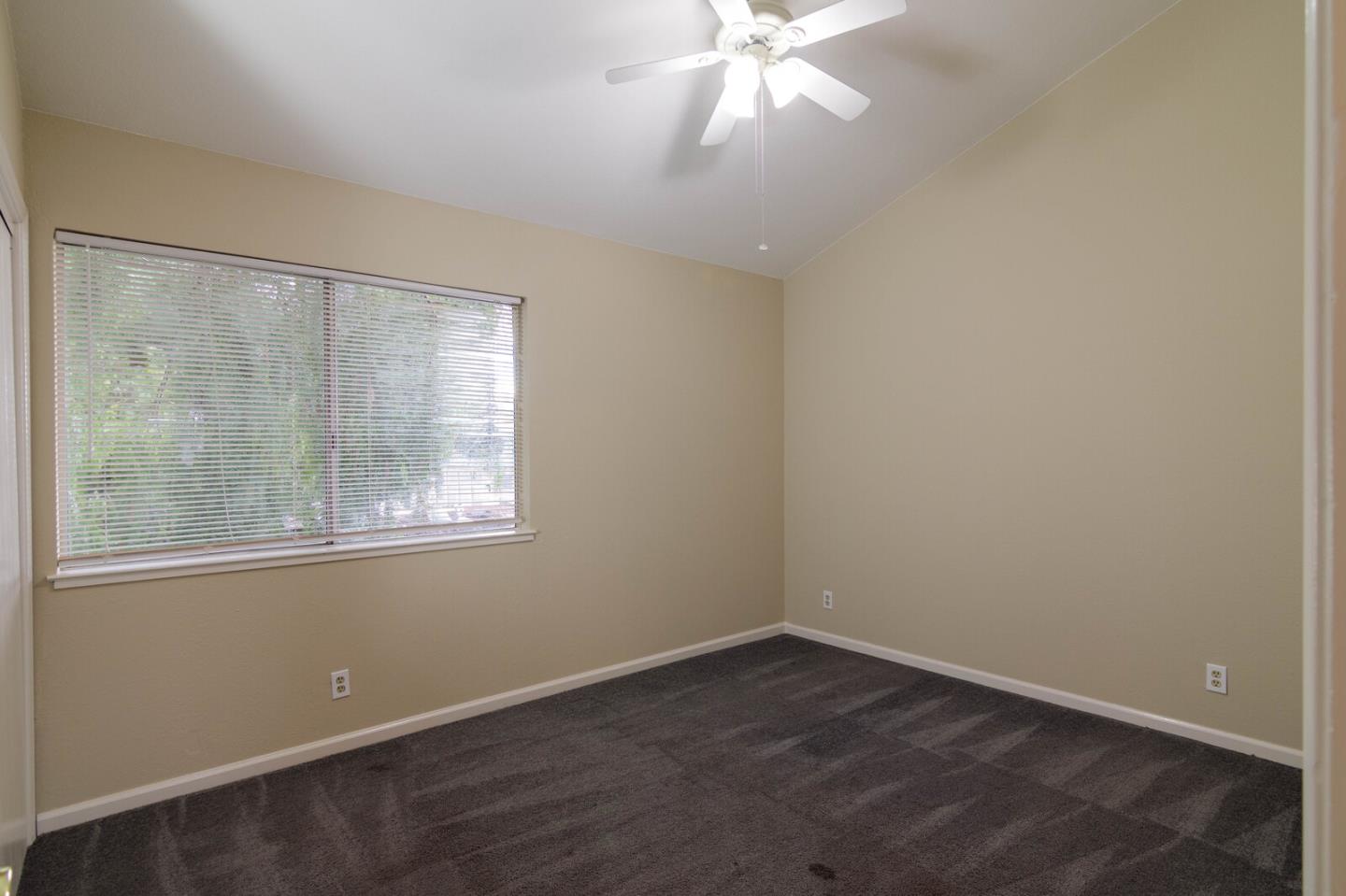 805 South St Apt 14, Hollister, CA 95023 photo 22