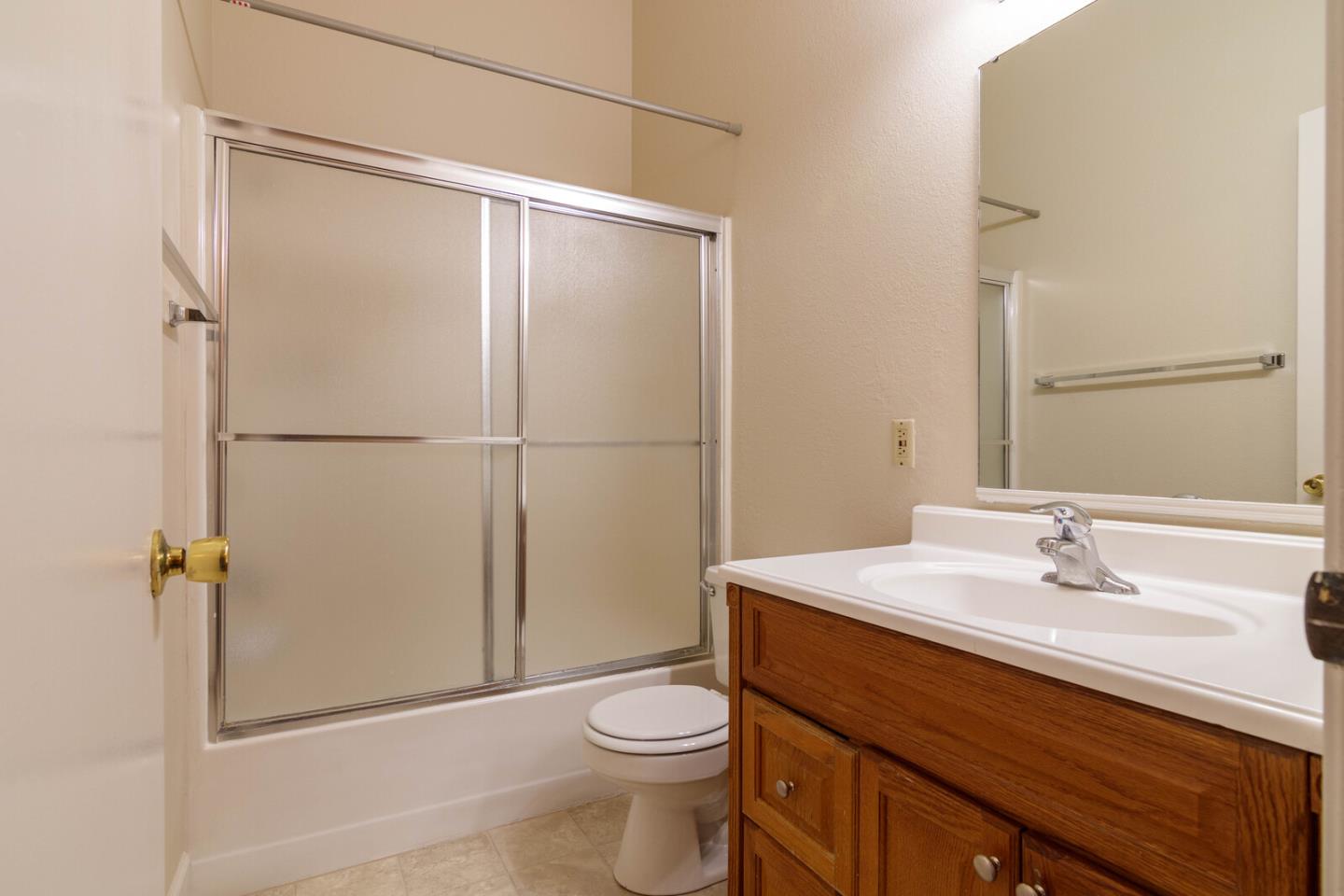 805 South St Apt 14, Hollister, CA 95023 photo 30
