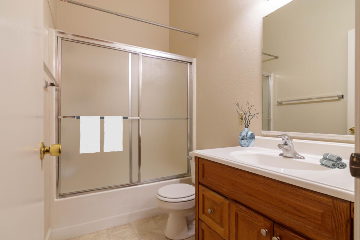 805 South St Apt 14, Hollister, CA 95023 photo 33