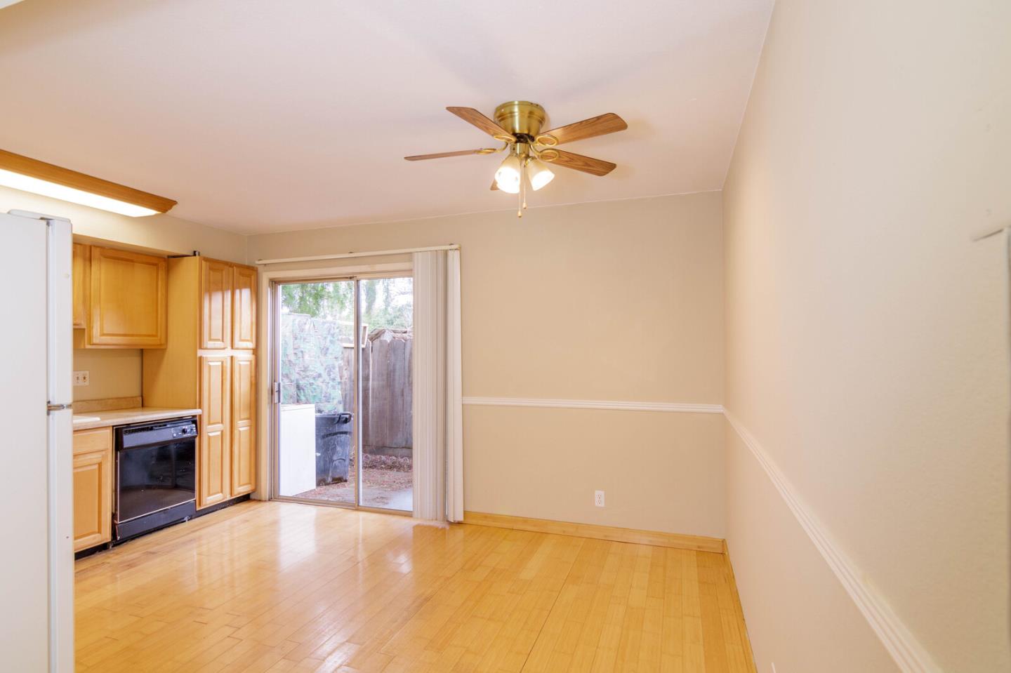 805 South St Apt 14, Hollister, CA 95023 photo 39