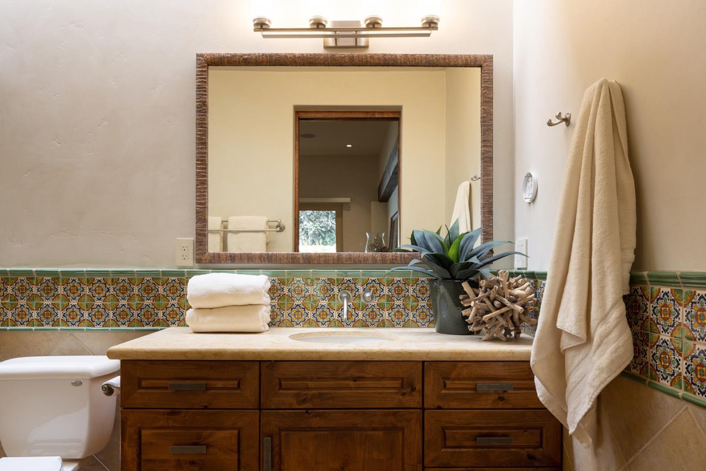 Detail Gallery Image 31 of 50 For 1151 Scholl Ln, Santa Cruz,  CA 95062 - 4 Beds | 4/2 Baths