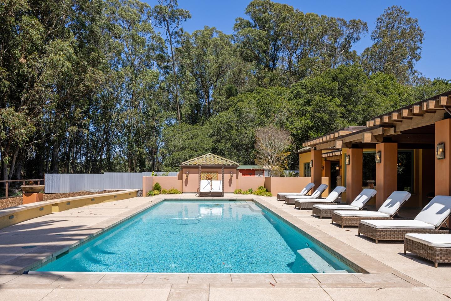 Detail Gallery Image 36 of 50 For 1151 Scholl Ln, Santa Cruz,  CA 95062 - 4 Beds | 4/2 Baths