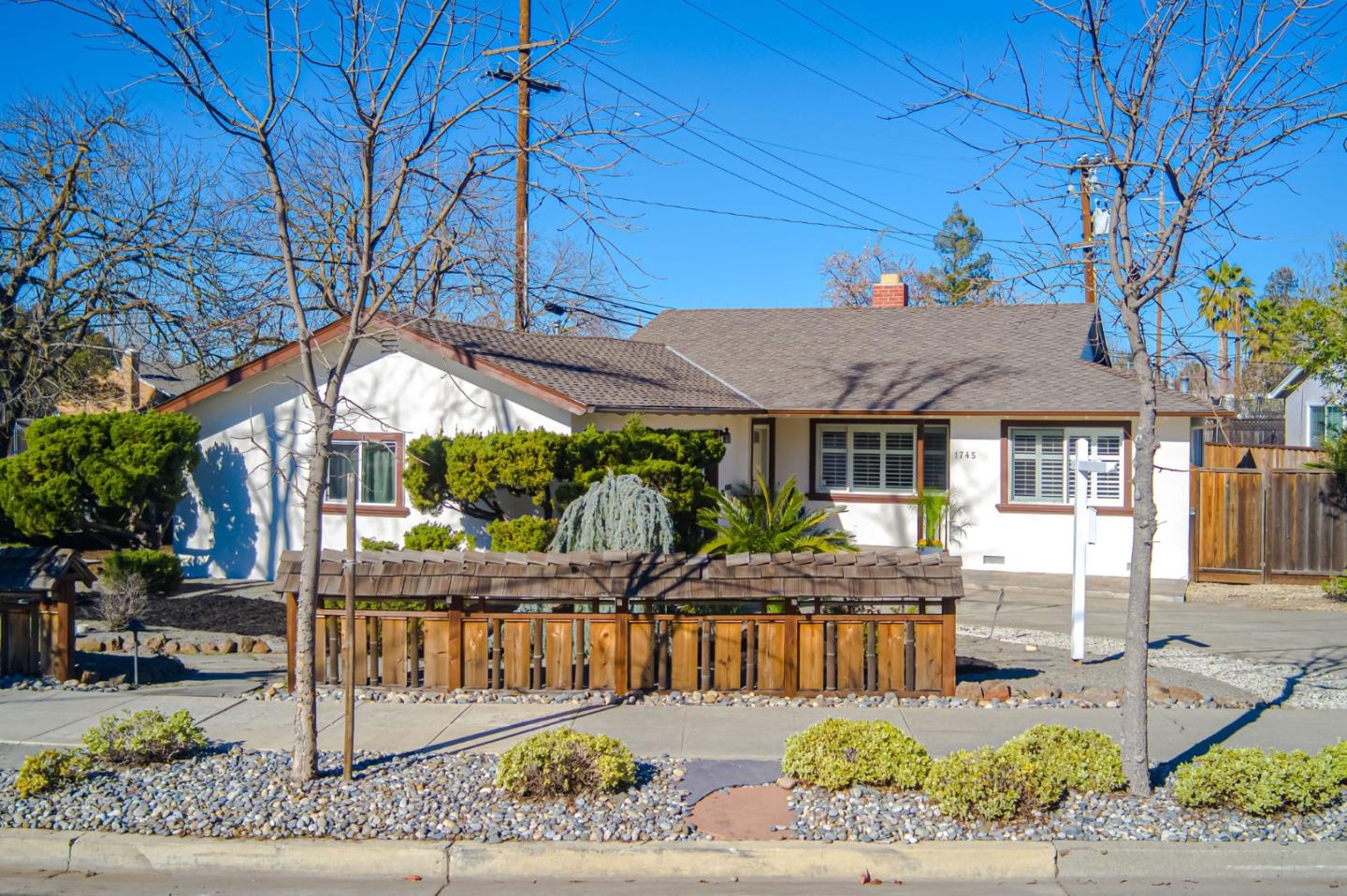 Detail Gallery Image 1 of 1 For 1745 Coralee Dr, San Jose,  CA 95124 - 3 Beds | 2 Baths