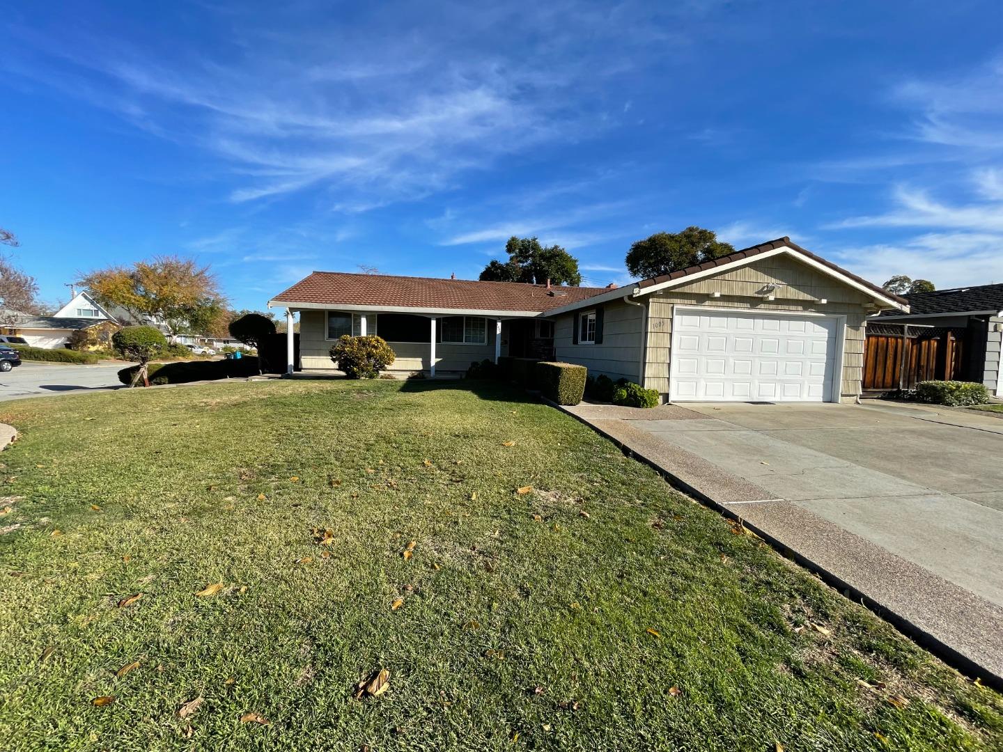 Detail Gallery Image 1 of 1 For 1005 Teal Dr, Santa Clara,  CA 95051 - 4 Beds | 2 Baths