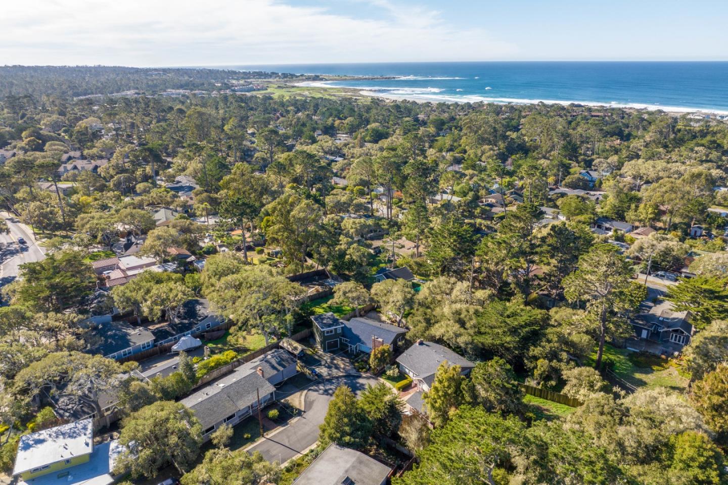 Detail Gallery Image 1 of 1 For 1011 Avalon Pl, Pacific Grove,  CA 93950 - 3 Beds | 2 Baths