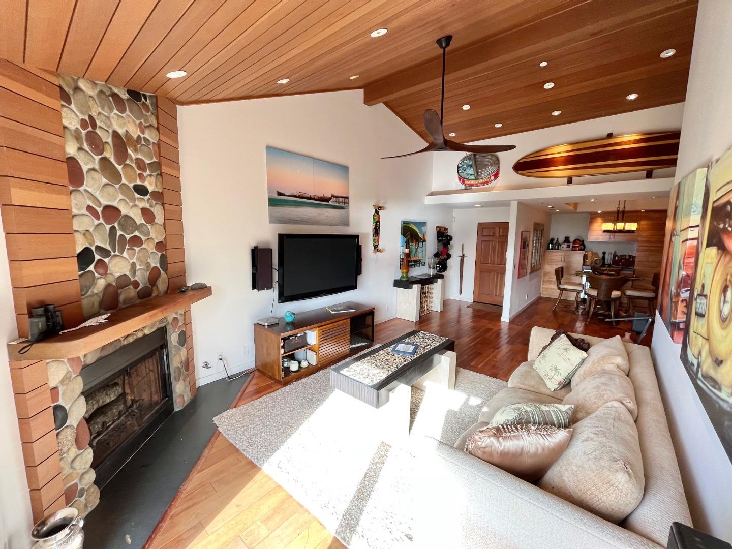 Detail Gallery Image 10 of 59 For 158 Seascape Ridge Dr, Aptos,  CA 95003 - 2 Beds | 2 Baths