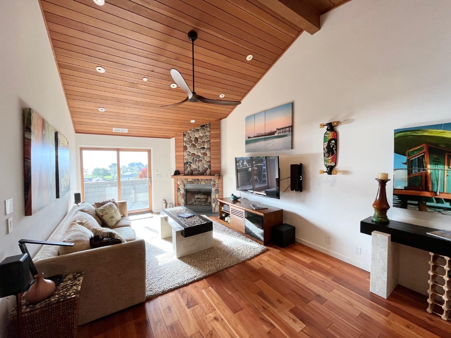 Detail Gallery Image 9 of 59 For 158 Seascape Ridge Dr, Aptos,  CA 95003 - 2 Beds | 2 Baths