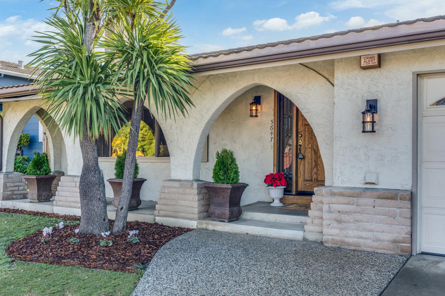 Detail Gallery Image 1 of 1 For 5647 Comanche Dr, San Jose,  CA 95123 - 3 Beds | 2 Baths