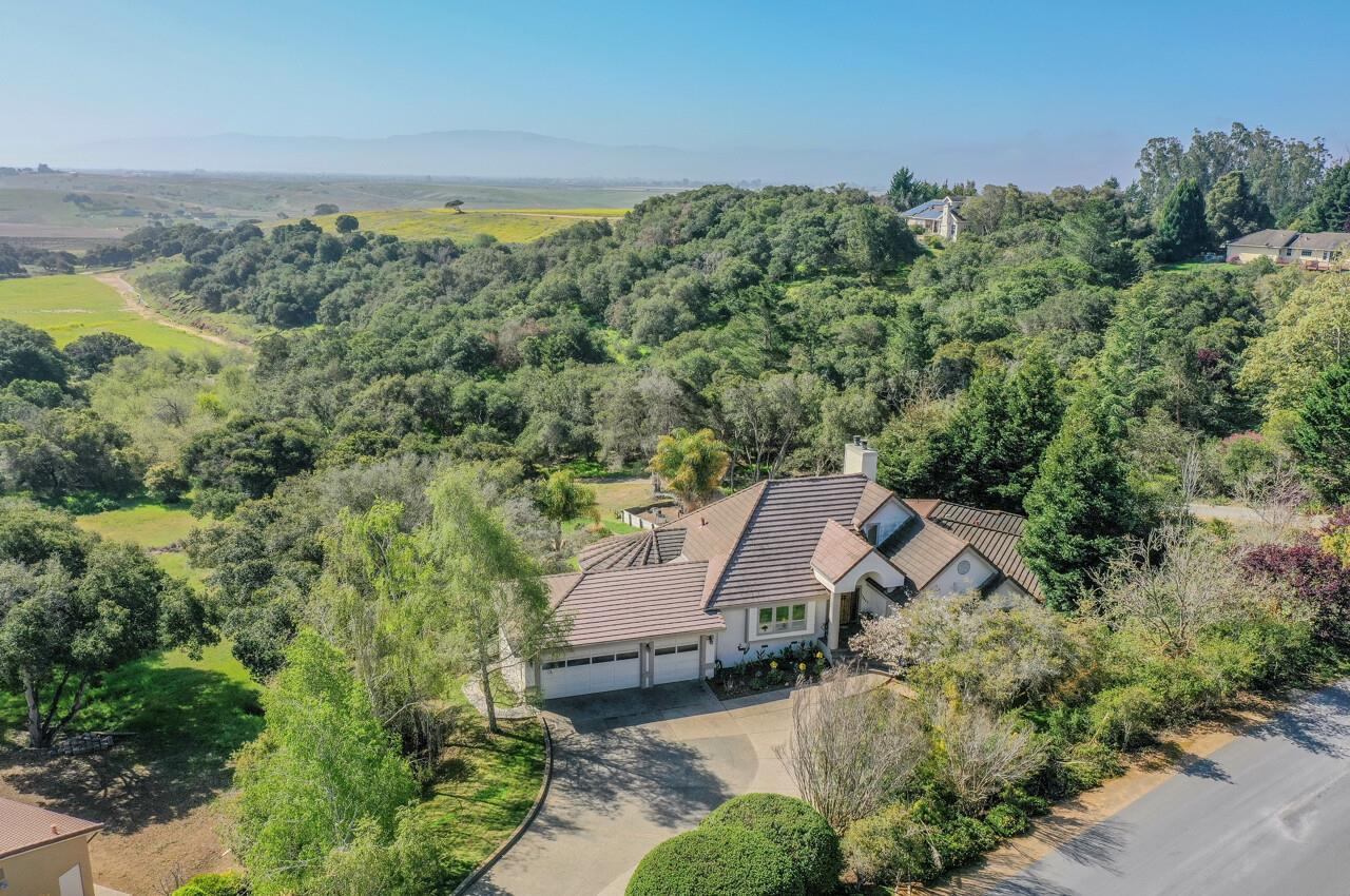 18447 Meadow Ridge Rd, Salinas, CA 93907 - 4 Beds | 31 Baths (Sold 