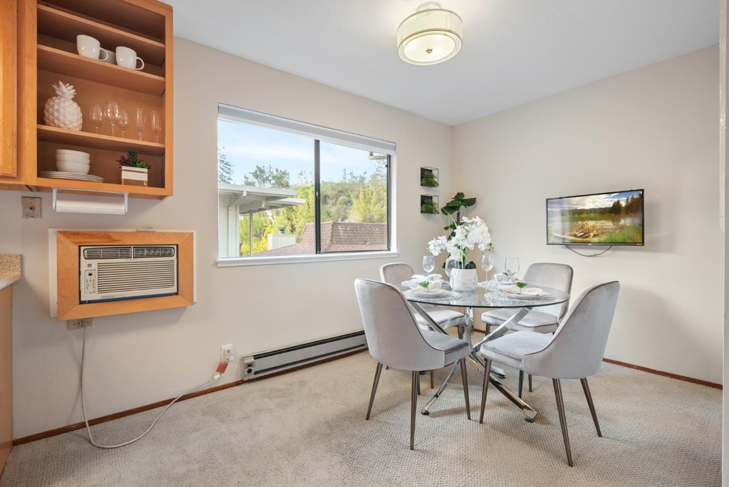 Detail Gallery Image 4 of 24 For 1070 Mercedes Ave #20,  Los Altos,  CA 94022 - 2 Beds | 2 Baths