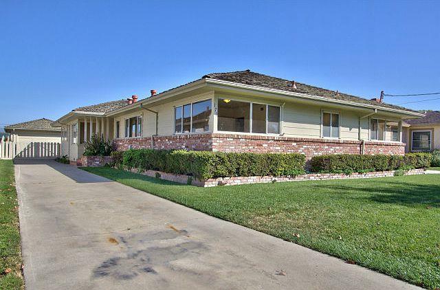 Detail Gallery Image 1 of 42 For 179 Riker Ter, Salinas,  CA 93901 - 5 Beds | 2 Baths