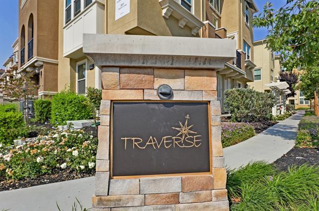 Detail Gallery Image 1 of 1 For 360 Expedition Ln, Milpitas,  CA 95035 - 2 Beds | 2/1 Baths