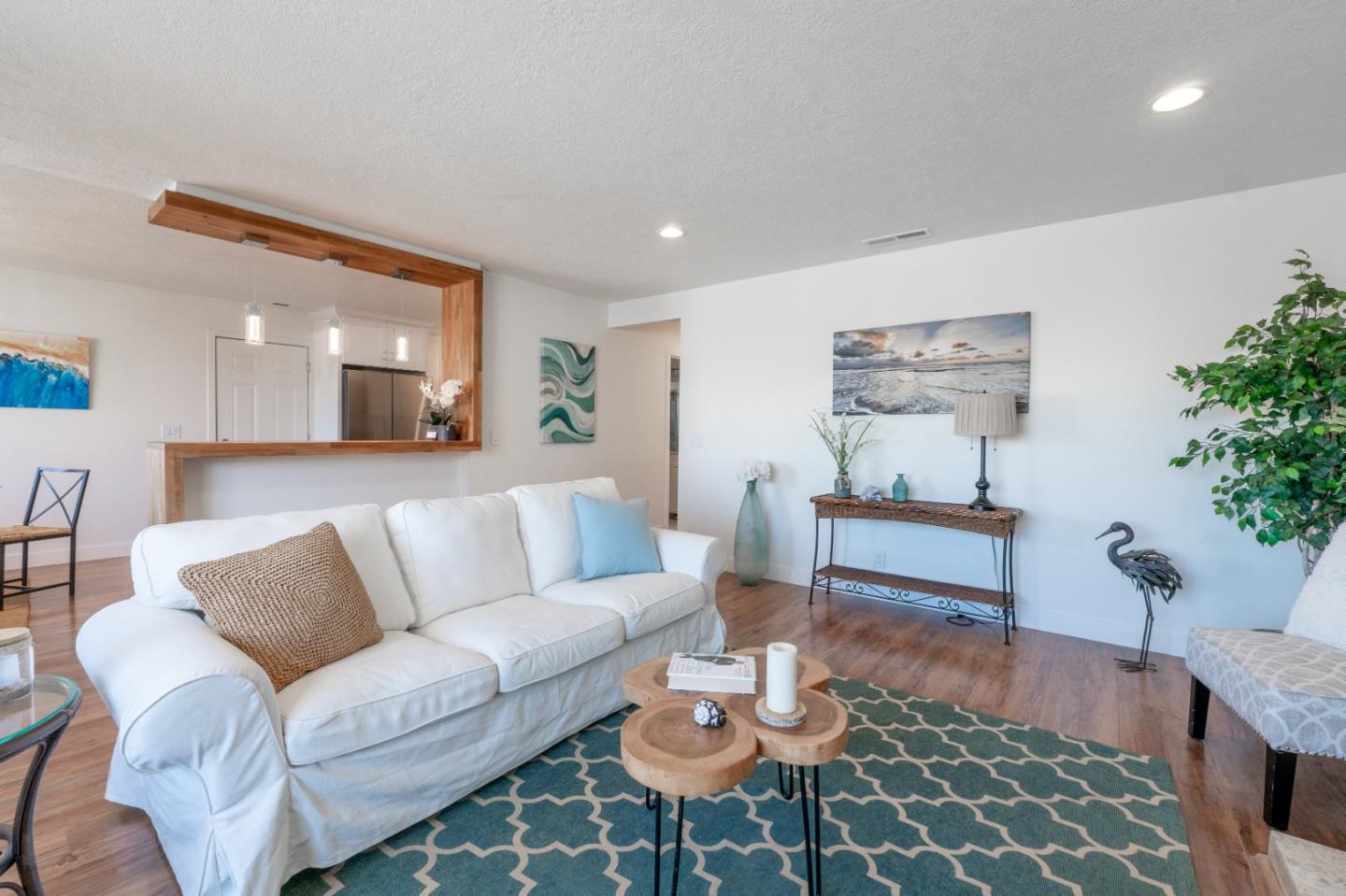 Detail Gallery Image 1 of 1 For 1588 Luzern St, Seaside,  CA 93955 - 3 Beds | 1/1 Baths