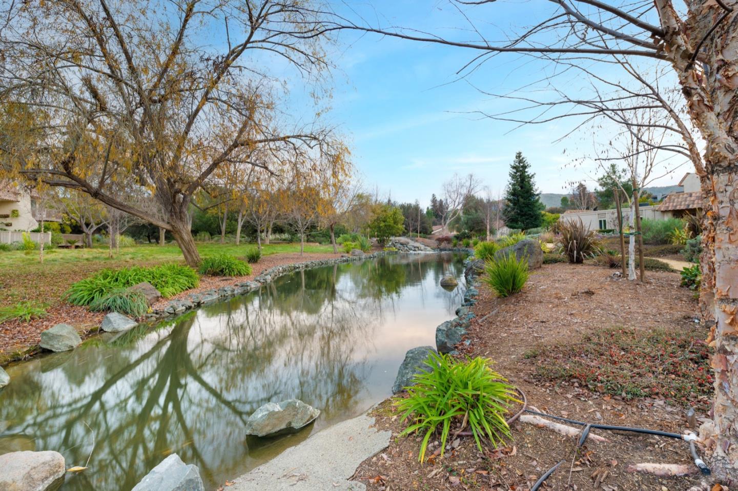 Detail Gallery Image 1 of 1 For 231 Casitas Bulevar, Los Gatos,  CA 95032 - 3 Beds | 2/1 Baths