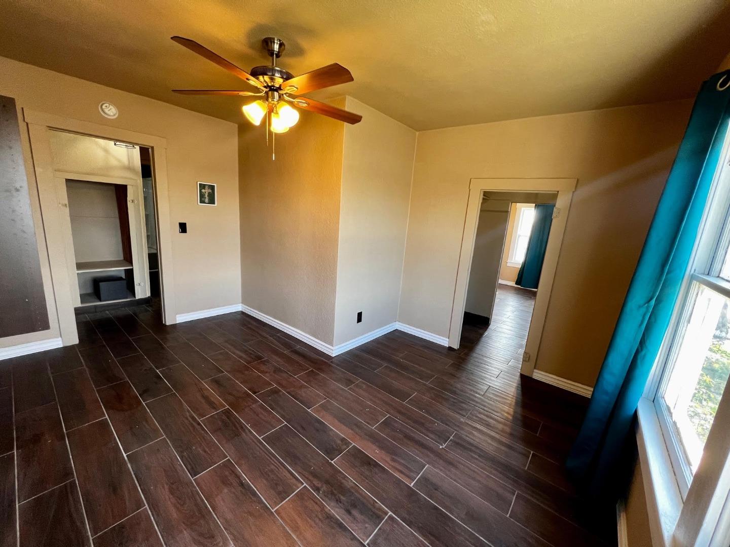 301 E Madera St, Avenal, CA 93204 photo 7
