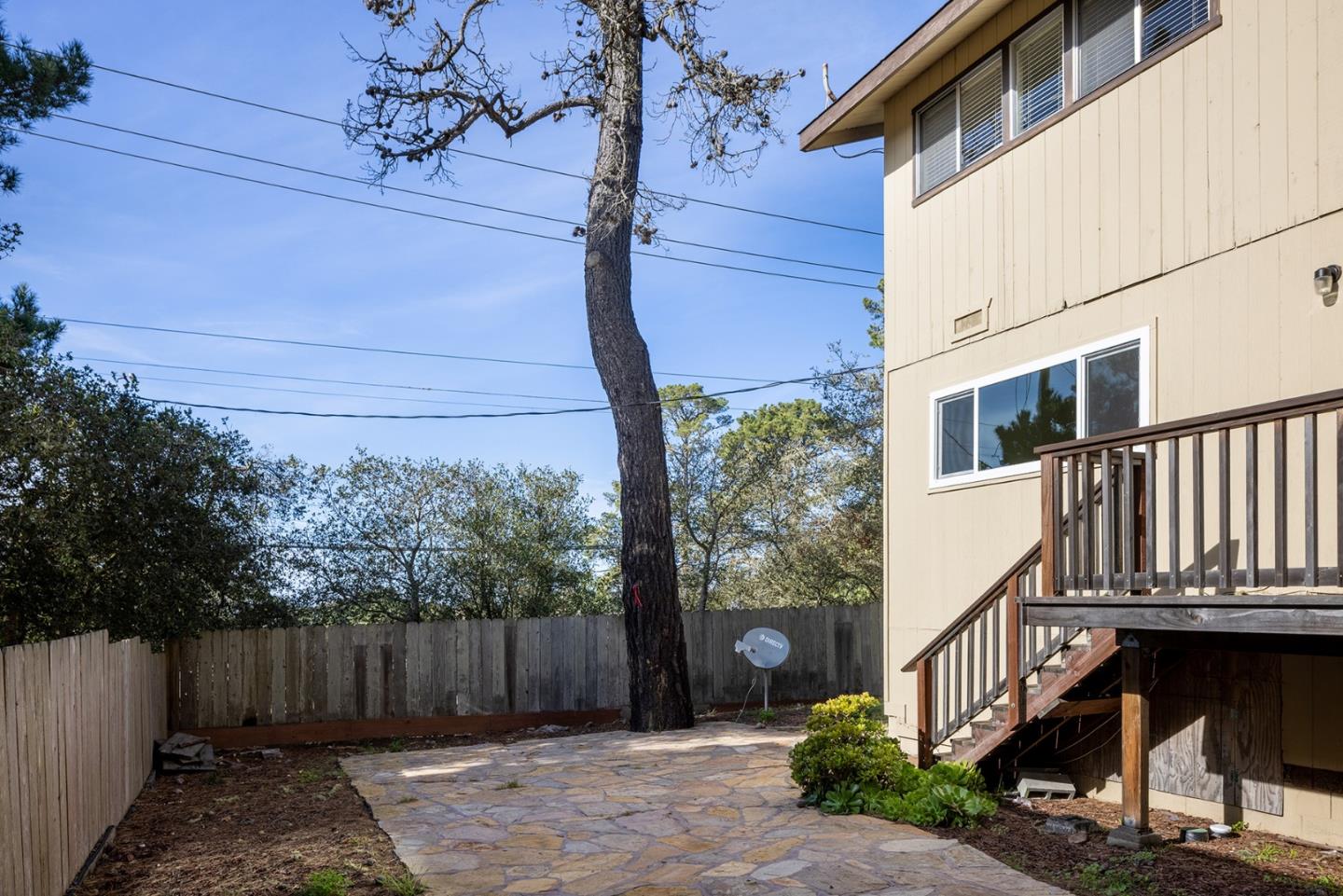 Detail Gallery Image 11 of 24 For 24790 Lower Trail, Carmel,  CA 93923 - 5 Beds | 3 Baths