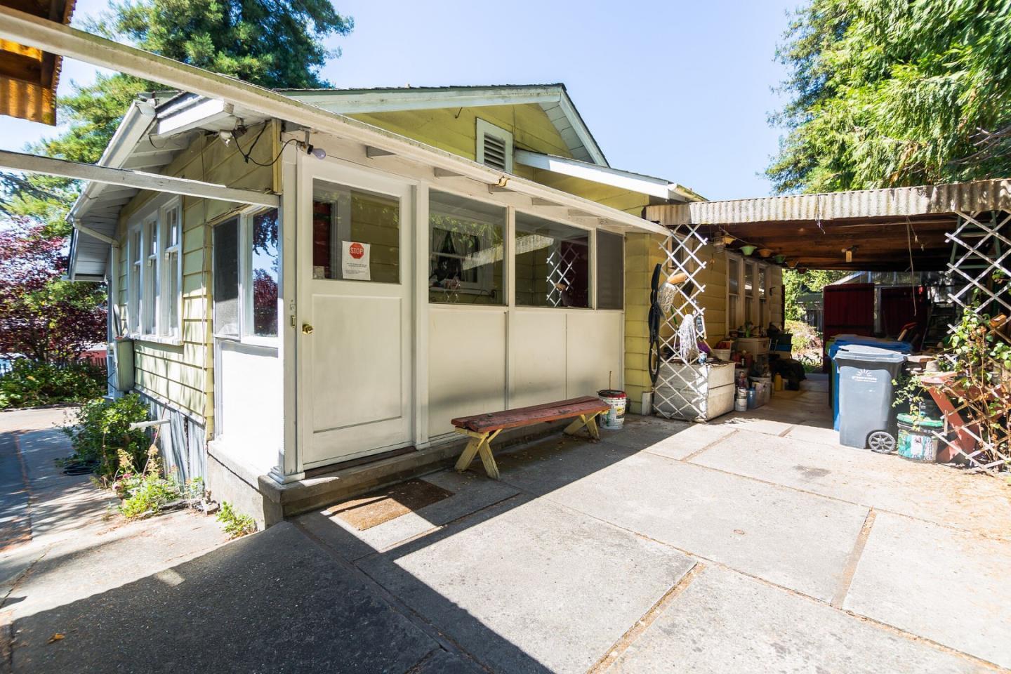 Detail Gallery Image 7 of 30 For 5035 Soquel Dr, Soquel,  CA 95073 - 1 Beds | 1 Baths