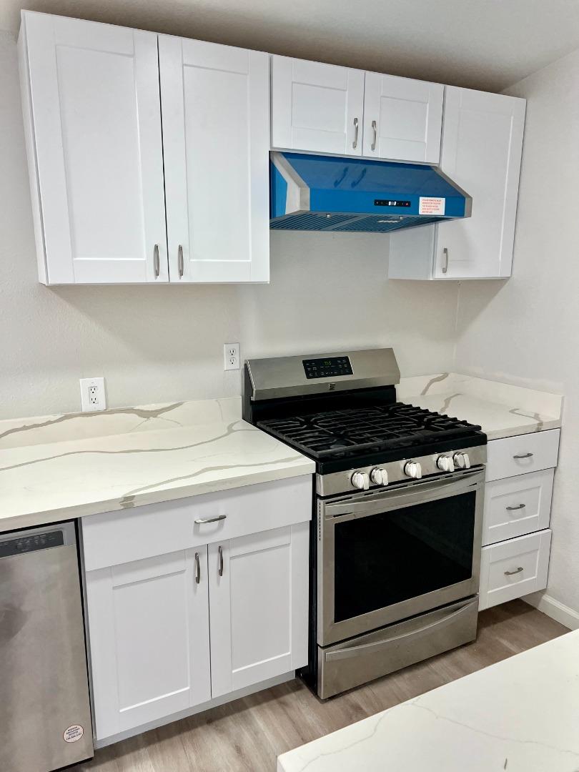Detail Gallery Image 9 of 15 For 3637 Snell Ave #248,  San Jose,  CA 95136 - 3 Beds | 2 Baths