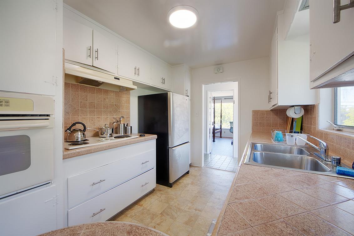 Detail Gallery Image 4 of 6 For 2262 Yale St, Palo Alto,  CA 94306 - 1 Beds | 1 Baths