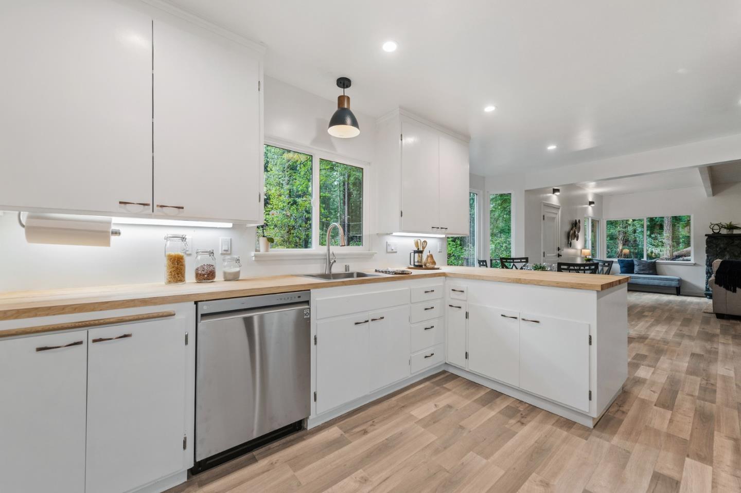 Detail Gallery Image 18 of 46 For 480 Fern Rd, Pescadero,  CA 94060 - 2 Beds | 2 Baths