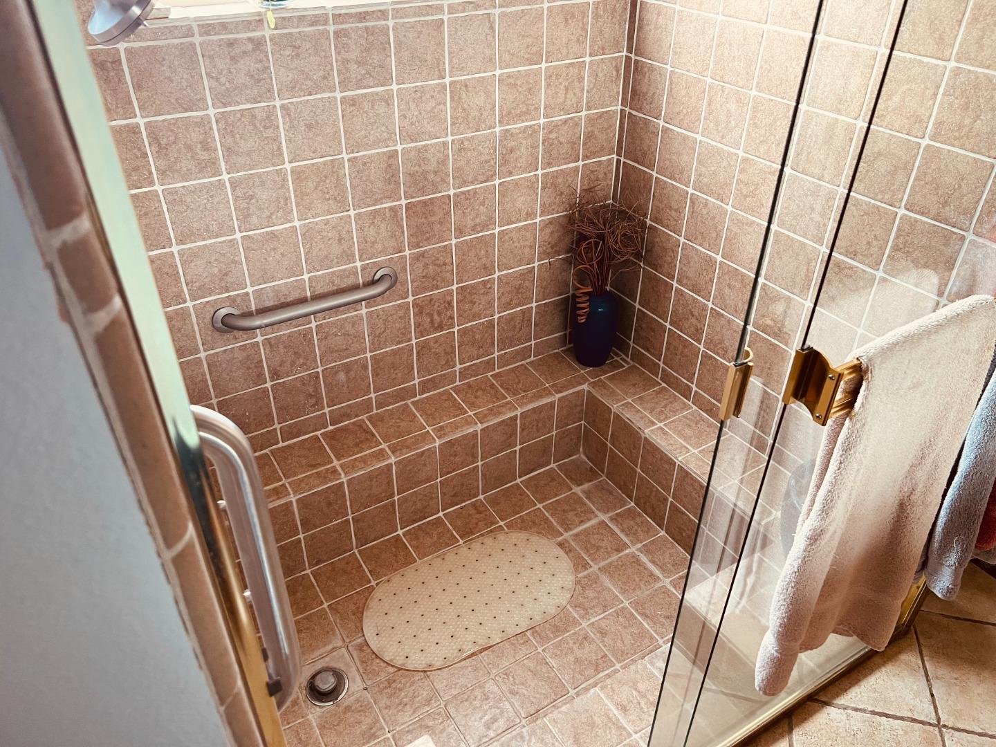 Detail Gallery Image 36 of 58 For 15675 Charter Oak Blvd, Salinas,  CA 93907 - 4 Beds | 2/1 Baths