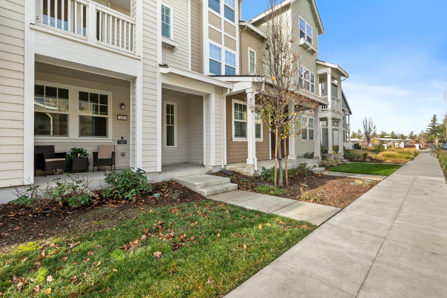 Detail Gallery Image 1 of 1 For 105 Infinity Way, Mountain View,  CA 94043 - 2 Beds | 2/1 Baths