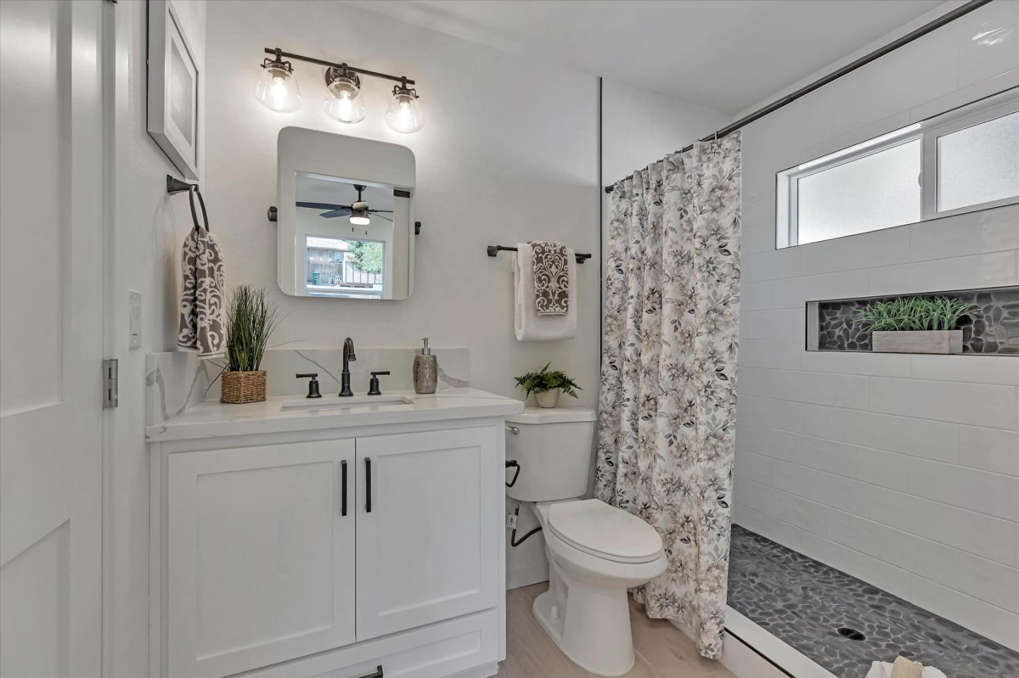 Detail Gallery Image 24 of 35 For 8040 Sacramento St, Fair Oaks,  CA 95628 - 2 Beds | 2 Baths