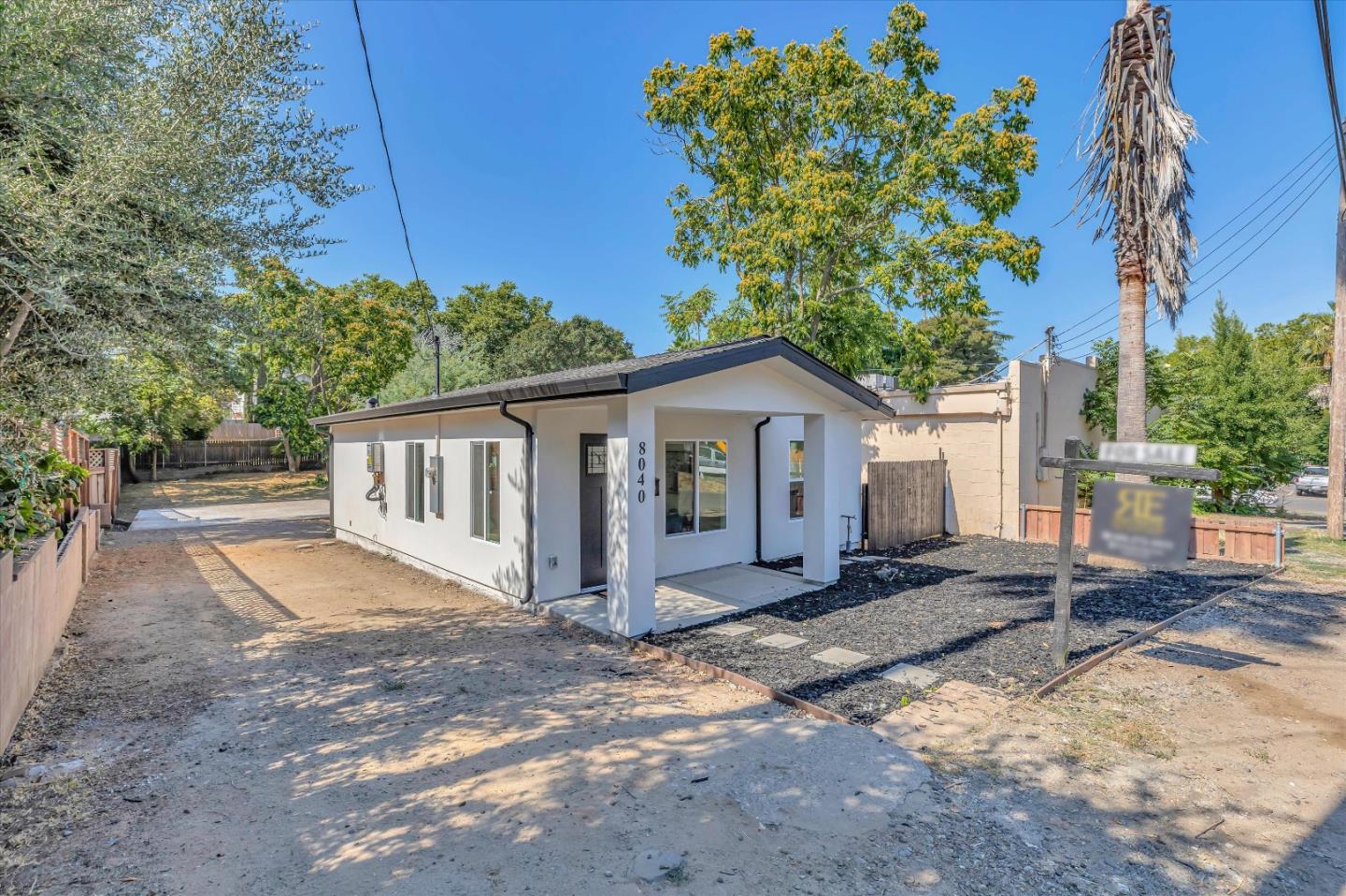 Detail Gallery Image 4 of 35 For 8040 Sacramento St, Fair Oaks,  CA 95628 - 2 Beds | 2 Baths