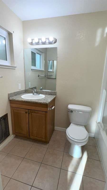 Detail Gallery Image 16 of 17 For 1281 Saratoga Ave #2,  San Jose,  CA 95129 - 1 Beds | 1 Baths