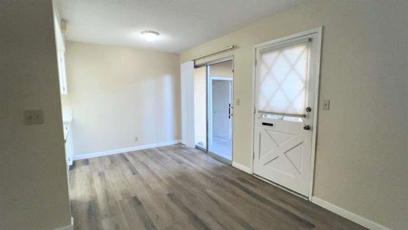 Detail Gallery Image 6 of 17 For 1281 Saratoga Ave #2,  San Jose,  CA 95129 - 1 Beds | 1 Baths