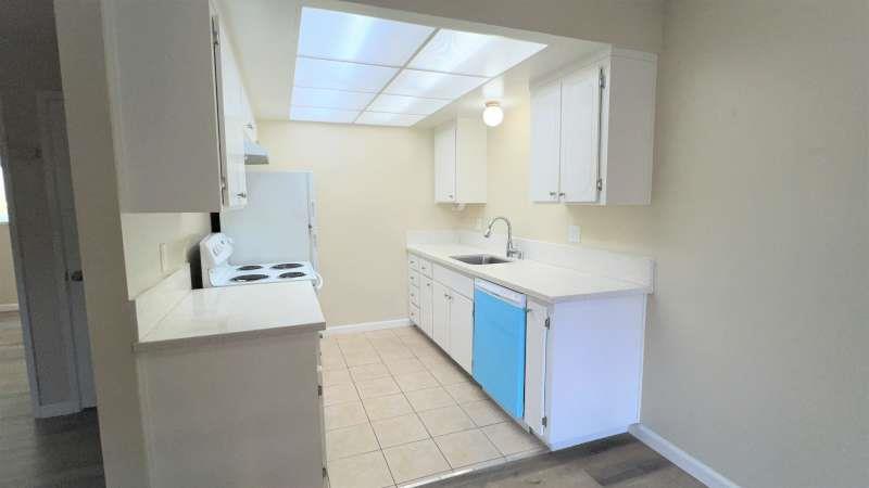 Detail Gallery Image 7 of 17 For 1281 Saratoga Ave #2,  San Jose,  CA 95129 - 1 Beds | 1 Baths